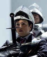 Итальянское контральто Соня Прина в роли Ринальдо в одноименной опере Г.Ф.Генделя